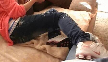 footsie in Nike shox and happy end under her feet