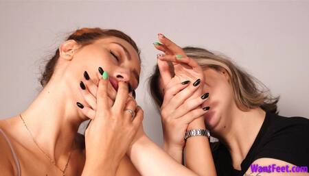 Intense Hand Worship Between Girls - HD MP4