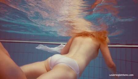 Fairly Melisa at public trailer