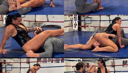 Headscissor Knock Out! - Roleplay - Sensual Femdom - Face Sitting - Ass Smothering - Mixed Wrestling - Muscular Wrestler