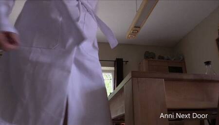 Doktor Anni bittet zur Mini-Schwanz Untersuchung - SPH