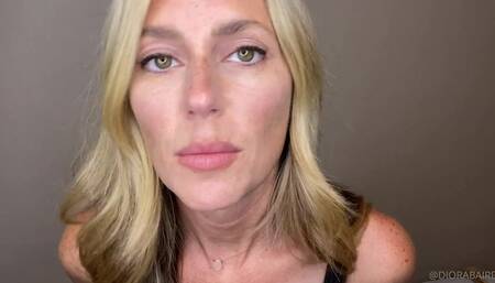 Diora Baird Sexy Cleavage ASMR Video Leaked