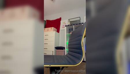 busty babe uses double vibrator to cum