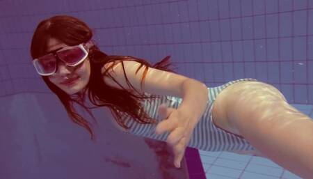 Baby doll's brunette clip by Underwater Show