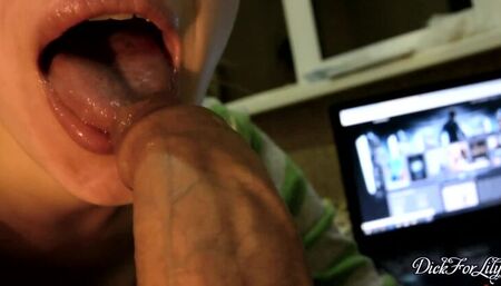 Rubbing Sloppy Foreskin Blowjob And Licking dick Huge cum-Dickforlily