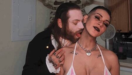 THE HUNGER OF NECKULA featuring: SKYLAR CALICO