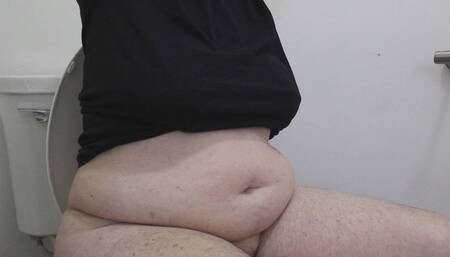 BIG FAT BELLY VIEWING WHILE I PEE AND PUSH CHOCOLATE