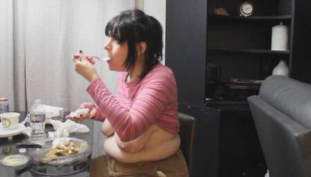 MUKBANG THANKSGIVING DINNER ON CYBER MONDAY KEEPING THE FAT IS REAL W FART COUGH AND CHOWING FOOD