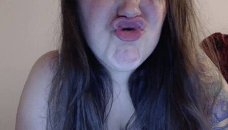 Sereph Smells Her Lips