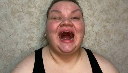 Charming BBW goddess wants to sleep