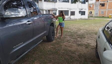 Shescamore fantasy cranking on high heels vs the Toyota Tundra