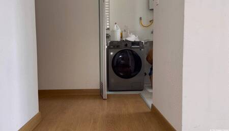 The Feedee Farmer: Adventures of an 18-Year-Old "Piggy"