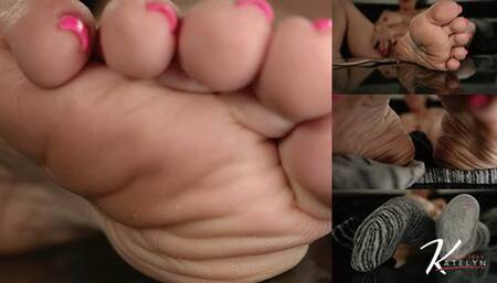 Foot Slave Fantasy Share starring Katelyn Brooks