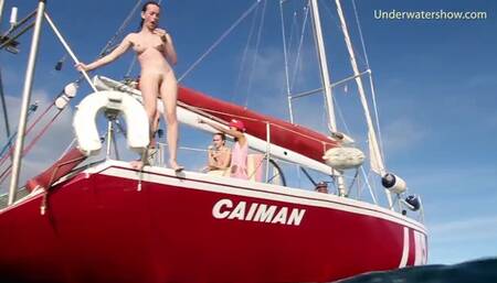 Comely kitten - teens (18+) smut - Underwater Show