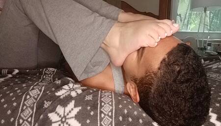 Bratty College Student Seduces Her Foot Masseur (Full HD)