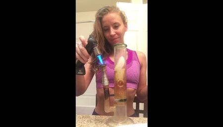 Norah Nova's Sexy Stoner Smiles.