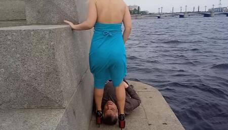 Face sitting in public Ass and pussy licking