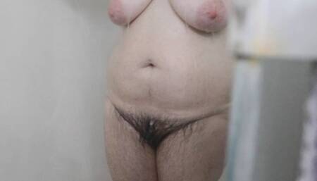 HAIRY BUSH LEGS SHOWER BIG NATURAL TITS GET WET W THROAT CLEARING LANDS ON PUBES