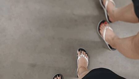 Juliette-RJ and Dolce Amaran at the supermarked - FOR MOBILE DEVICES USERS - THICK CALVES - TOE CURLING - FOOT TEASE - LONG TOENAILS - FLIP FLOPS - CONSENSUAL CANDID - FOOT POV - EXHIBITION