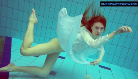 Underwatershow dirt with enticing love from Underwater Show