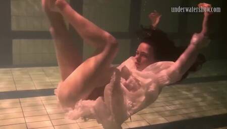 Sweetheart's russian scene by Underwater Show