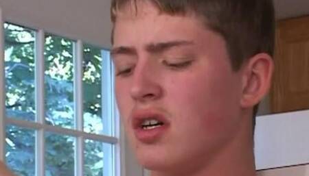 Horny Twinks Swapping Mouths