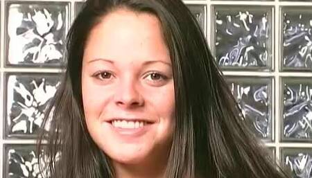 Mystery Model Looks Like Jodie Foster