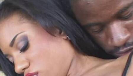 She's Got A Scratch That Needs Itching