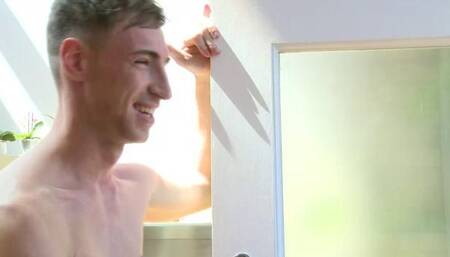 Return of the Pizza Boy Plot