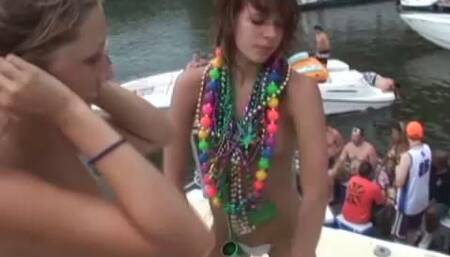 Wild Spring Break Girls On A Houseboat