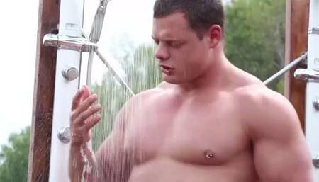 Massively Muscled Men in Montreal