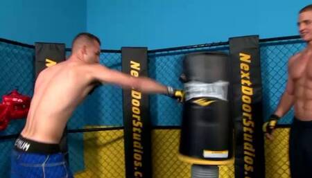 Brad Foxx Shows Marcus Mojo How to Hit It