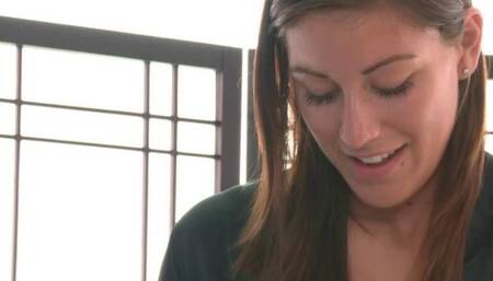 Changing the Sweet Masseuse's Mind