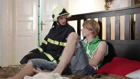 Martyn Fox Calls In a False Alarm to Fireman