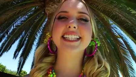 Chloe Couture Gets Ready For Anal