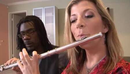 Sara Jay Loves Playing The Big Black Cock