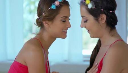 Lily Adams Meets Uma Jolie