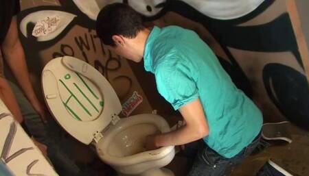 Fucking Around In Bathroom Decay