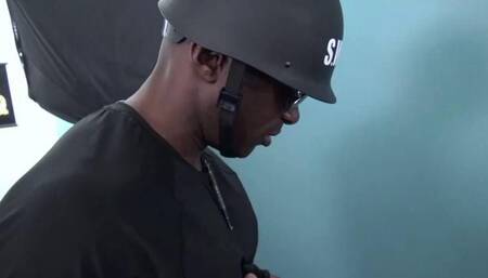 Cops Like To Be Fucked Too