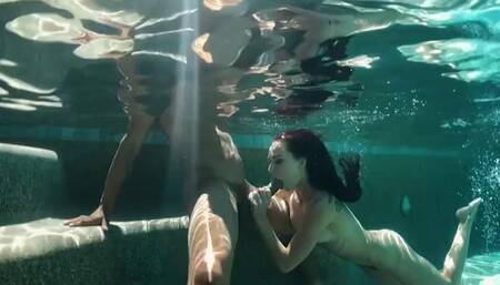 Aidra Fox Underwater Interracial Blowjob