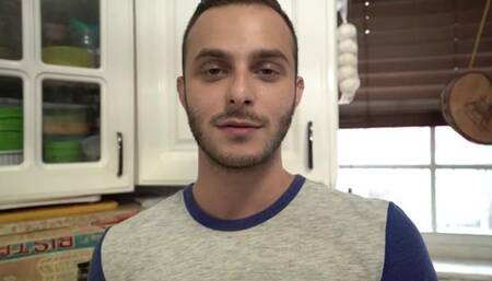 Latin Guys Looking For Cash