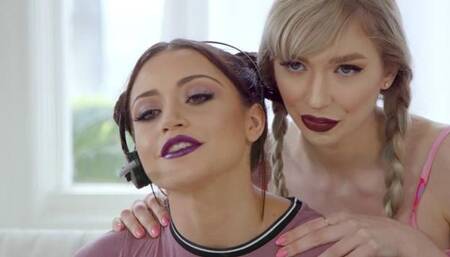 Gamer Girl On Girl Massage