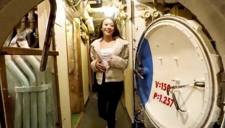 Jasmin Grey Gets Cast For Porn On A Submarine