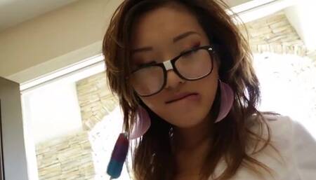 A Marathon Sex Session With Alana Li