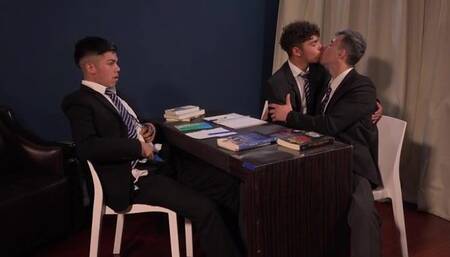 Guys Group Study Turns Into Group Sex