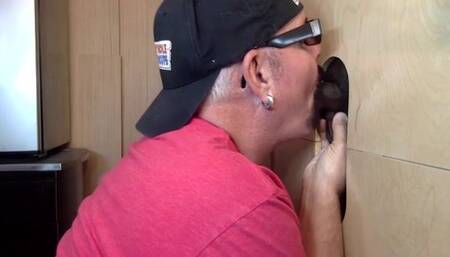 A Guy Drains Loads At The Gloryhole