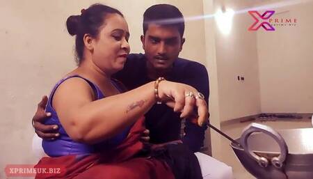 Fucking Indian Cooking Milf