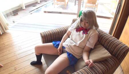 Hiyo Nishizuku In Rubs Her Pussy