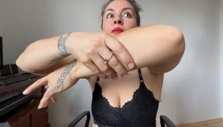 jerk off at her hairy arms