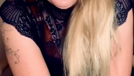 Herrin Jenn's Sendeaufforderung für kleine Leder Wichser